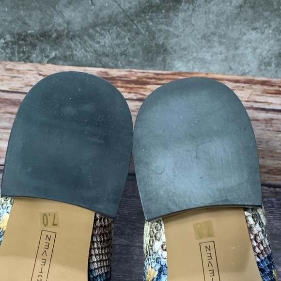 Steve Madden ~ Deandra Snakeskin Embossed Mule - Picture 12 of 12